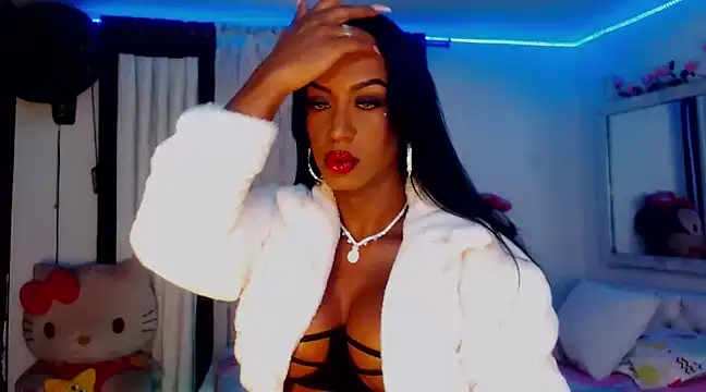 Snapshot of touchm_cockhard chatting on January 8, 2025, 12:06 am touchm cockhard online show from January 8, 2025, 12:06 am