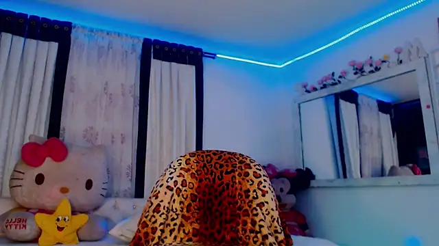 Snapshot of touchm_cockhard chatting on January 29, 2025, 5:30 am touchm cockhard online show from January 29, 2025, 5:30 am