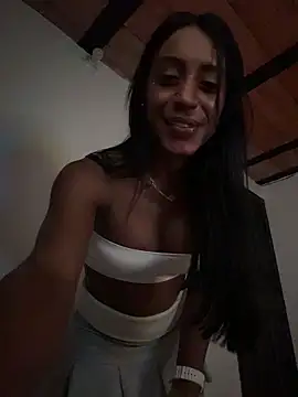 Snapshot of touchm_cockhard chatting on November 23, 2025, 10:15 am touchm cockhard online show from November 23, 2025, 10:15 am