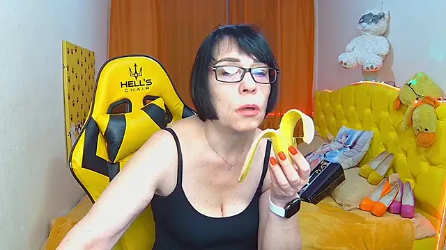 Snapshot of SandraHormas chatting on February 10, 2025, 7:58 am SandraHormas online show from February 10, 2025, 7:58 am