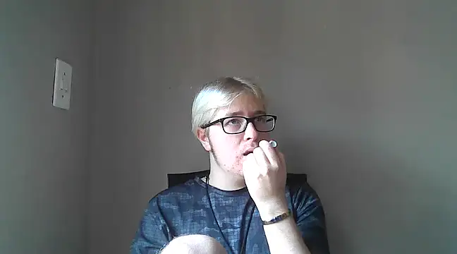 Snapshot of bisexualboy05 chatting on March 5, 2025, 10:33 am bisexualboy05 online show from March 5, 2025, 10:33 am