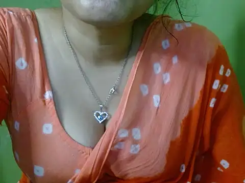 LOVERIAKOL online show from March 19, 2026, 6:56 pm