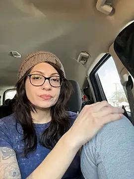 Snapshot of BeautifulMesss chatting on February 6, 2026, 2:31 pm BeautifulMesss online show from February 6, 2026, 2:31 pm