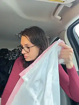 Snapshot of BeautifulMesss chatting on February 17, 2026, 3:40 pm BeautifulMesss online show from February 17, 2026, 3:40 pm