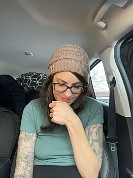 Snapshot of BeautifulMesss chatting on February 19, 2026, 4:03 pm BeautifulMesss online show from February 19, 2026, 4:03 pm