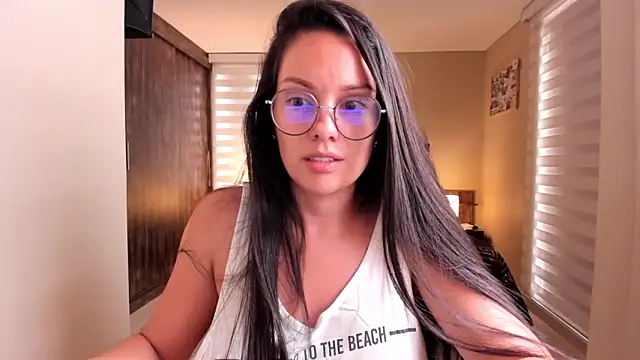 anabel 025 online show from March 17, 2025, 6:32 pm