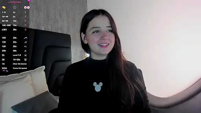 Snapshot of Sabrina_Lennox chatting on February 11, 2025, 10:28 pm Sabrina Lennox online show from February 11, 2025, 10:28 pm