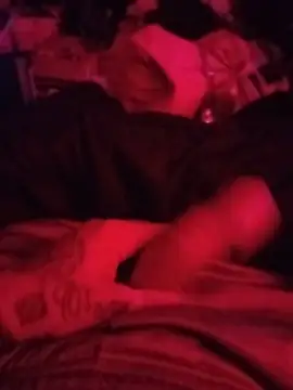 dadyyD95 online show from April 16, 2026, 7:53 am