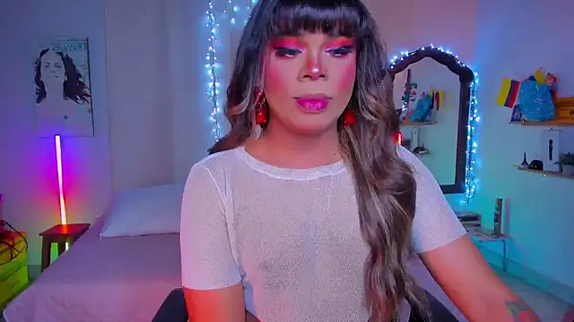 CuteRomi online show from October 8, 2025, 4:32 am