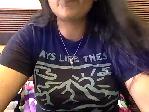 Snapshot of HaaniKaur chatting on October 13, 2025, 8:25 am HaaniKaur online show from October 13, 2025, 8:25 am