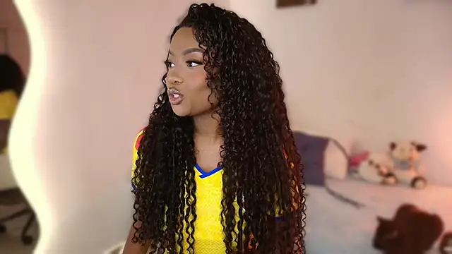 Snapshot of Isaa_Coleman_ chatting on June 19, 2026, 12:15 am Isaa Coleman online show from June 19, 2026, 12:15 am