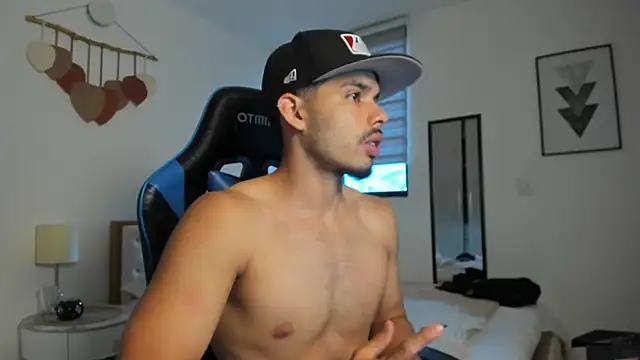 mateoleonee online show from September 29, 2025, 7:30 pm