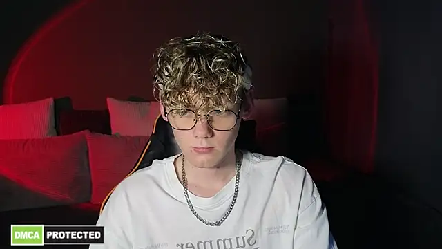 Keytaro online show from April 14, 2026, 11:49 am