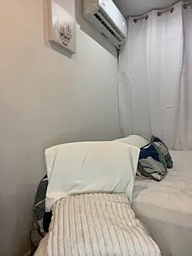 Belissa miller online show from February 15, 2025, 8:01 pm