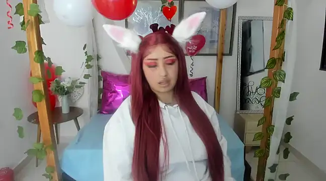 lussyevans24 online show from February 15, 2025, 4:25 am