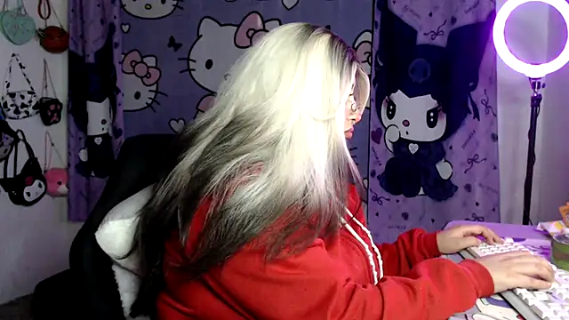 lussyevans24 online show from April 2, 2026, 1:14 am