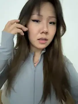 Snapshot of Kim_SLO chatting on February 8, 2026, 6:33 pm Kim SLO online show from February 8, 2026, 6:33 pm