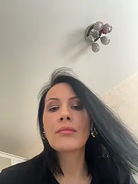 Snapshot of Devil_Goddess chatting on May 7, 2026, 12:10 pm Devil Goddess online show from May 7, 2026, 12:10 pm