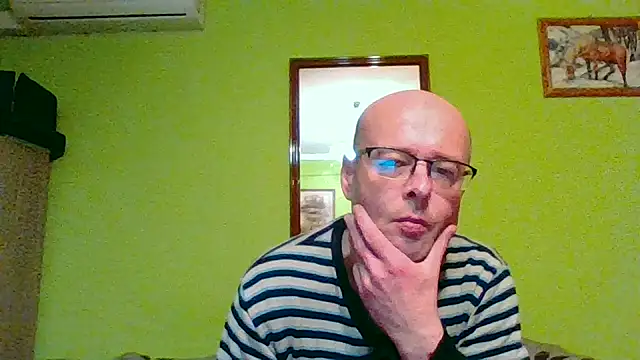 Tiger202441 online show from May 20, 2026, 10:05 pm