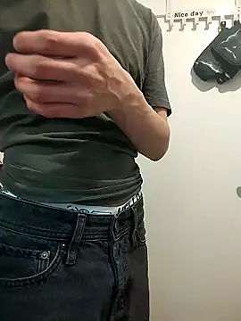 Dennis 2024 online show from April 15, 2026, 1:07 pm