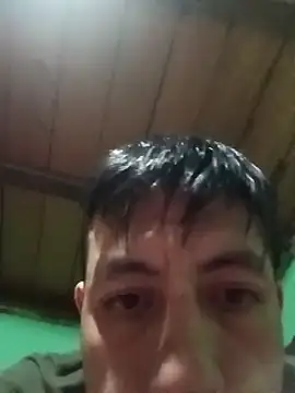 alexmoragomez online show from February 13, 2025, 11:39 am