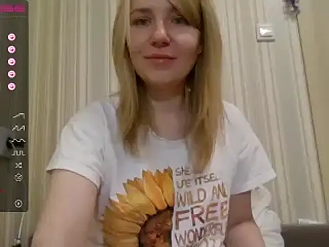 urbadkitty online show from December 7, 2024, 12:56 pm