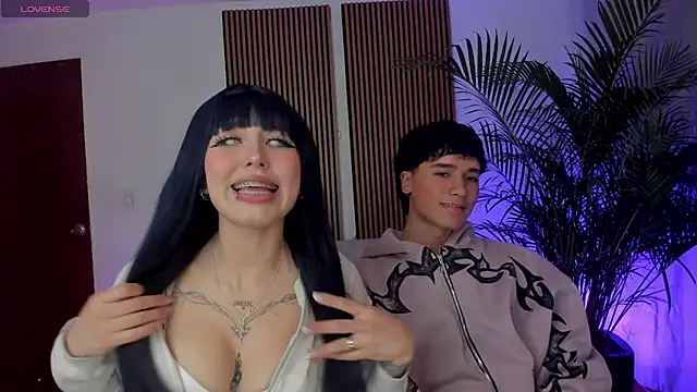 Snapshot of rouss_ari chatting on November 9, 2025, 1:59 am rouss ari online show from November 9, 2025, 1:59 am