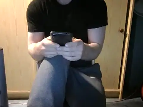 Snapshot of rugbyboy22 chatting on April 4, 2026, 2:58 pm rugbyboy22 online show from April 4, 2026, 2:58 pm