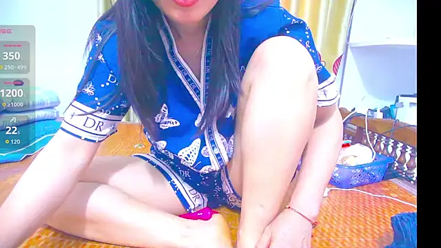 Snapshot of Love_making chatting on September 29, 2025, 6:18 am Love making online show from September 29, 2025, 6:18 am