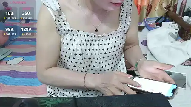 Snapshot of Love_making chatting on April 6, 2026, 5:08 am Love making online show from April 6, 2026, 5:08 am