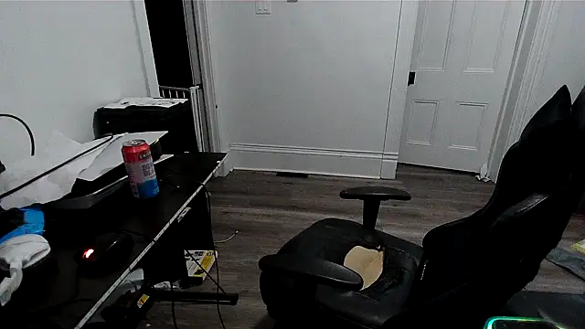 Superoz77 online show from April 13, 2026, 1:11 am