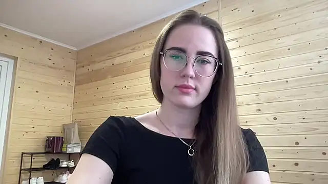 luxie milady online show from May 22, 2026, 11:16 am