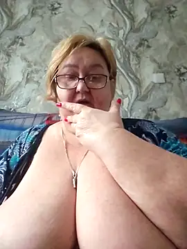 Snapshot of Awn290668 chatting on February 14, 2026, 7:27 am Awn290668 online show from February 14, 2026, 7:27 am