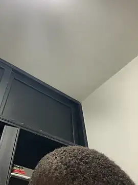 Snapshot of Destrozador415 chatting on February 19, 2025, 5:16 pm Destrozador415 online show from February 19, 2025, 5:16 pm