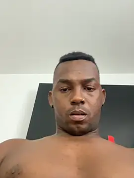 Snapshot of Destrozador415 chatting on April 5, 2026, 2:58 pm Destrozador415 online show from April 5, 2026, 2:58 pm