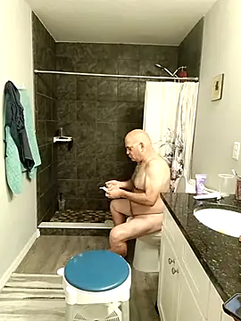 lou63ponce online show from January 6, 2025, 1:19 pm