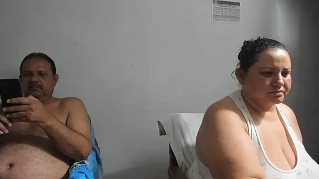 tetasgrandes karol online show from March 1, 2026, 5:31 am