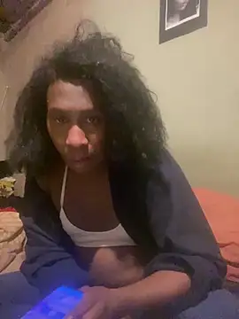 Snapshot of Moorella1 chatting on April 8, 2026, 8:20 pm Moorella1 online show from April 8, 2026, 8:20 pm