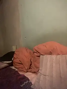 Snapshot of Moorella1 chatting on April 13, 2026, 6:02 pm Moorella1 online show from April 13, 2026, 6:02 pm