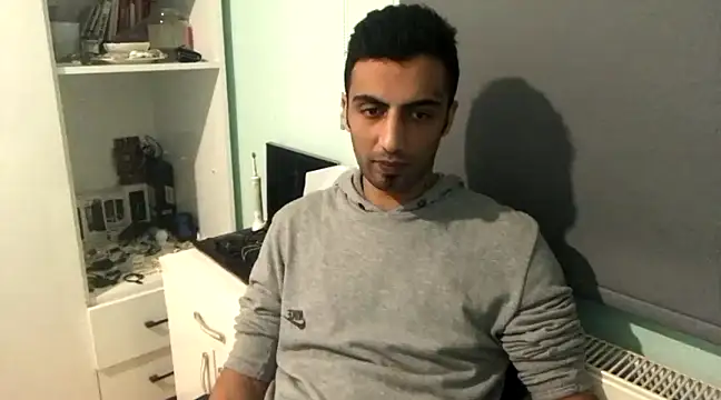 Snapshot of MasterKARATASSAKK chatting on January 3, 2025, 10:29 pm MasterKARATASSAKK online show from January 3, 2025, 10:29 pm