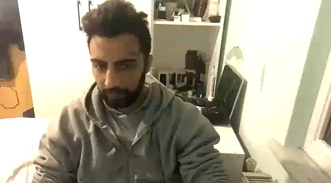 Snapshot of MasterKARATASSAKK chatting on February 3, 2025, 5:56 pm MasterKARATASSAKK online show from February 3, 2025, 5:56 pm