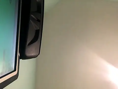 Snapshot of MasterKARATASSAKK chatting on February 24, 2025, 2:15 pm MasterKARATASSAKK online show from February 24, 2025, 2:15 pm