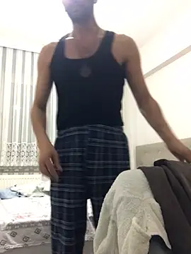 Snapshot of MasterKARATASSAKK chatting on March 13, 2026, 6:14 pm MasterKARATASSAKK online show from March 13, 2026, 6:14 pm