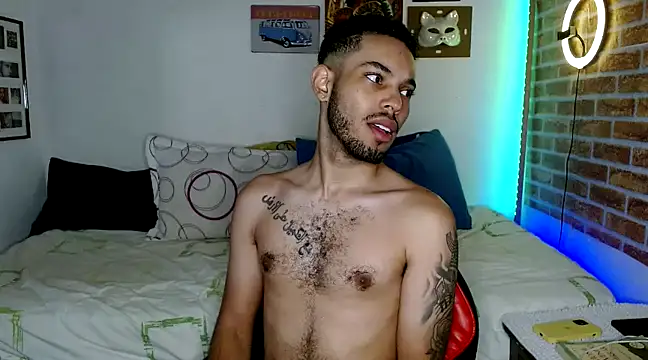 Snapshot of colinbrown chatting on February 26, 2025, 12:14 pm colinbrown online show from February 26, 2025, 12:14 pm