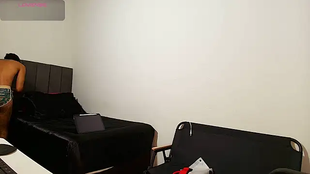 Snapshot of colinbrown chatting on March 28, 2026, 1:54 pm colinbrown online show from March 28, 2026, 1:54 pm