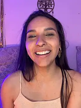 Snapshot of ThaliaRivera_ chatting on February 4, 2025, 1:56 am ThaliaRivera  online show from February 4, 2025, 1:56 am