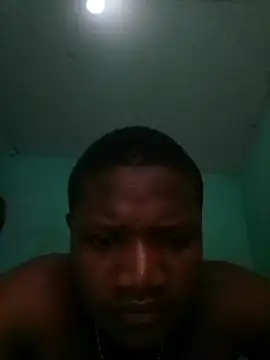 Snapshot of Algenis1232 chatting on March 31, 2026, 5:02 pm Algenis1232 online show from March 31, 2026, 5:02 pm