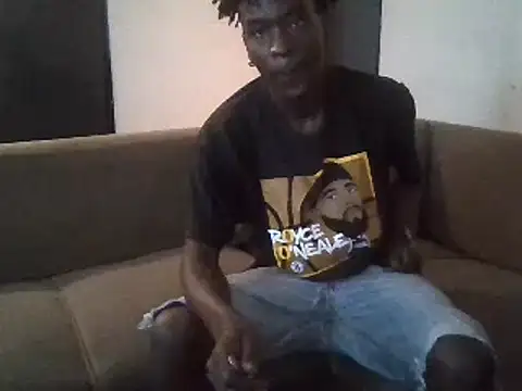 Snapshot of SmallGoodNutts chatting on February 4, 2025, 7:40 am SmallGoodNutts online show from February 4, 2025, 7:40 am