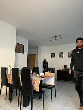 blackboy93ita online show from November 7, 2025, 7:19 am