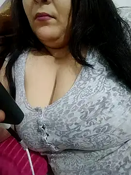 DALO3A85 online show from March 26, 2026, 10:15 pm